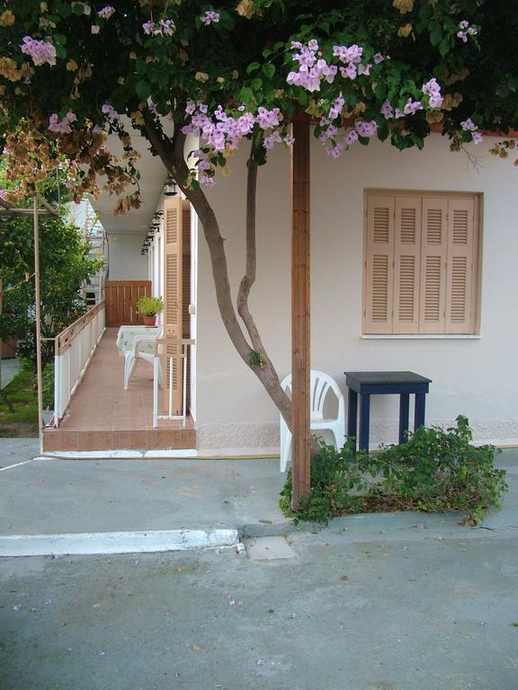 George'S Apartment Agia Marina  Bilik gambar