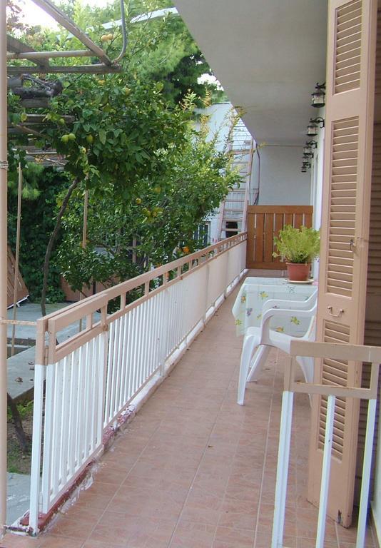 George'S Apartment Agia Marina  Bilik gambar