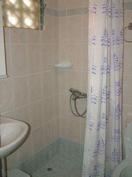 George'S Apartment Agia Marina  Luaran gambar